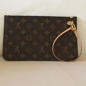 Louis Vuitton Pochette